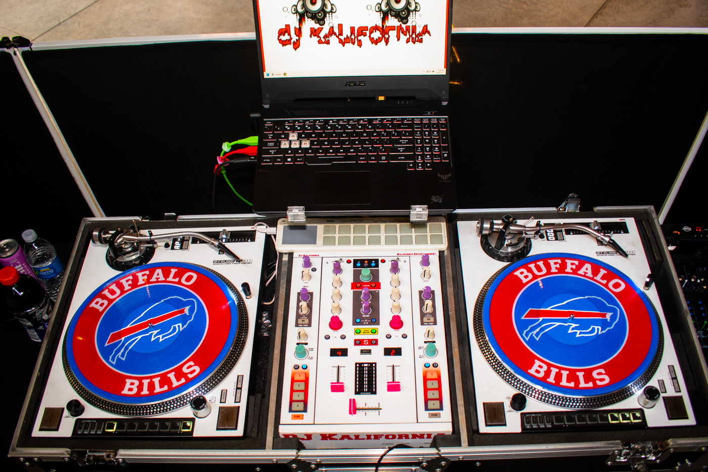 Custom Kalifornia Entertainment DJ turntables